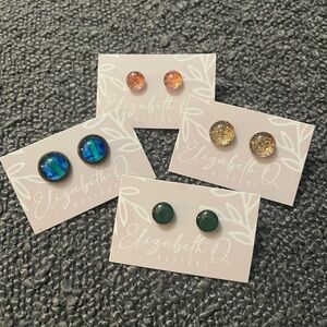 Set of 4 pairs of earrings, New